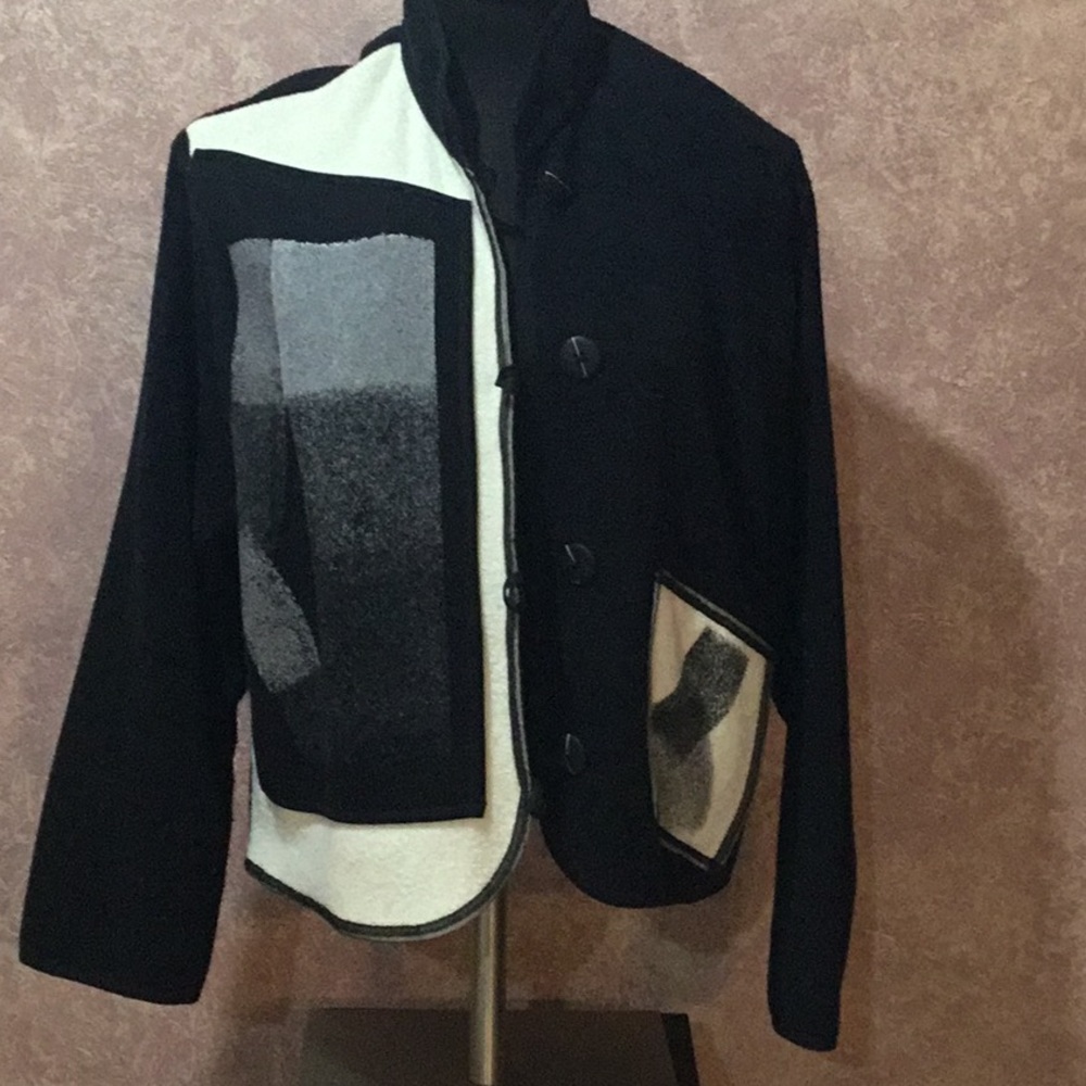 Alissa unique, artsy Black and white Jacket. L